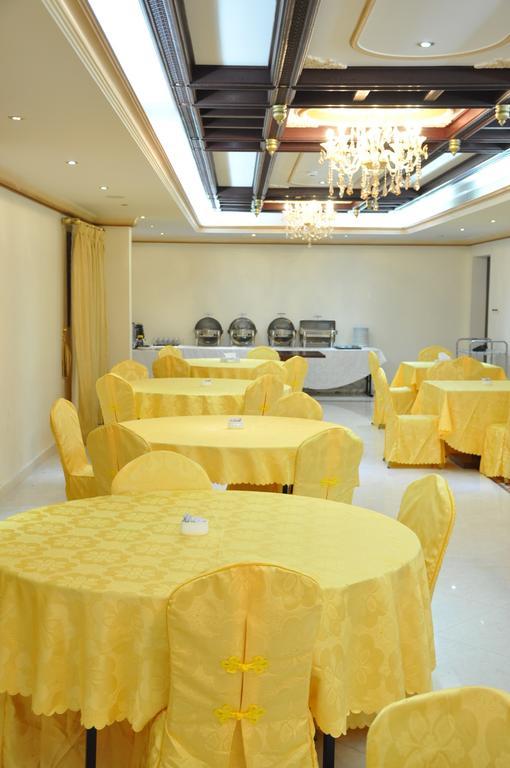 Sahara Hotel Apartments Muscat Luaran gambar