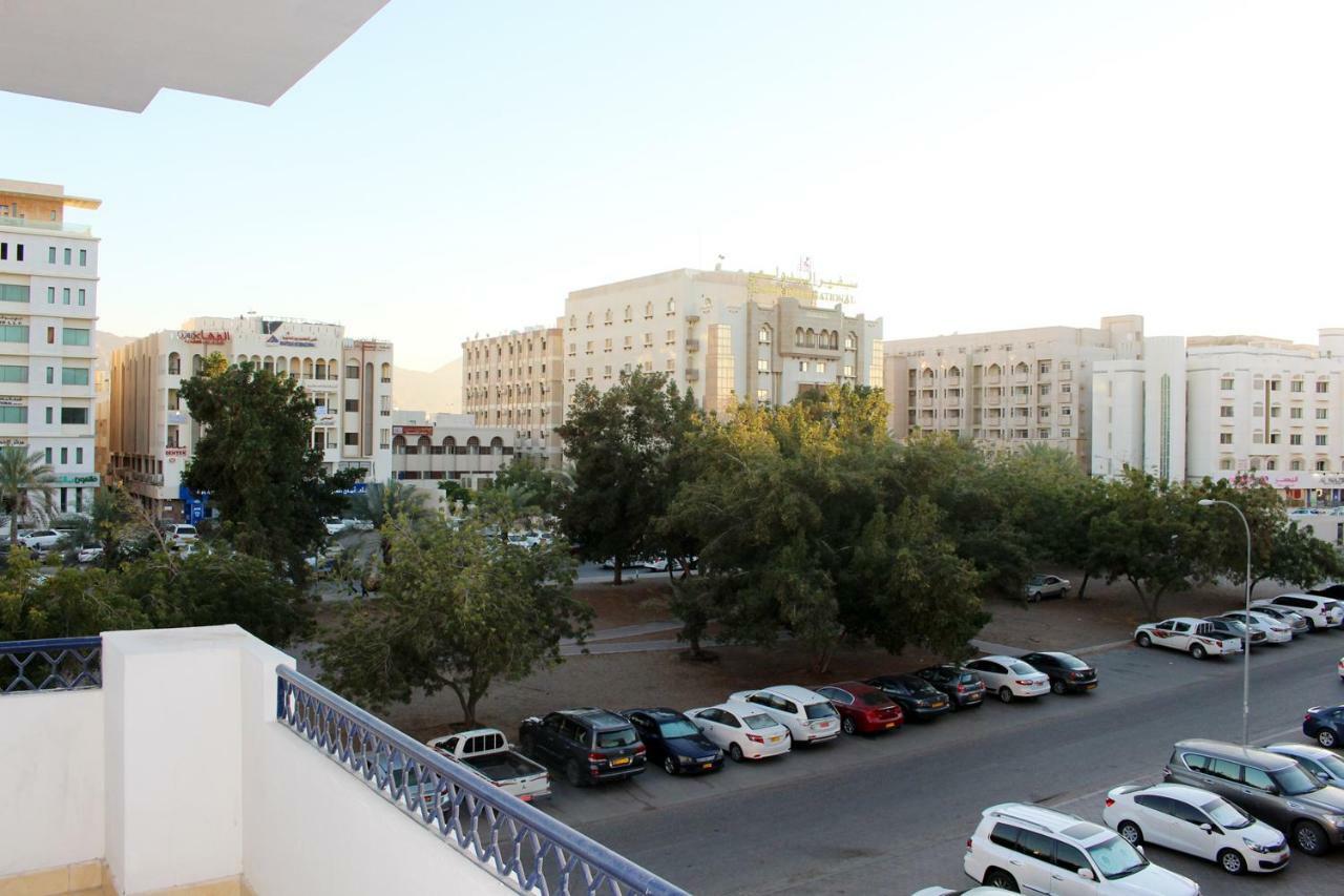 Sahara Hotel Apartments Muscat Luaran gambar